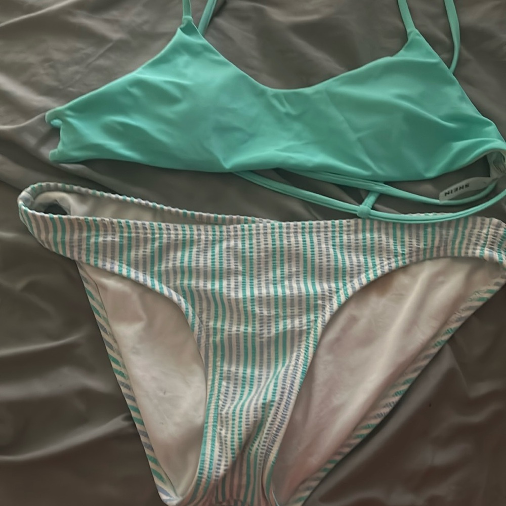 Worn once brand SHEIN size medium color, blue white